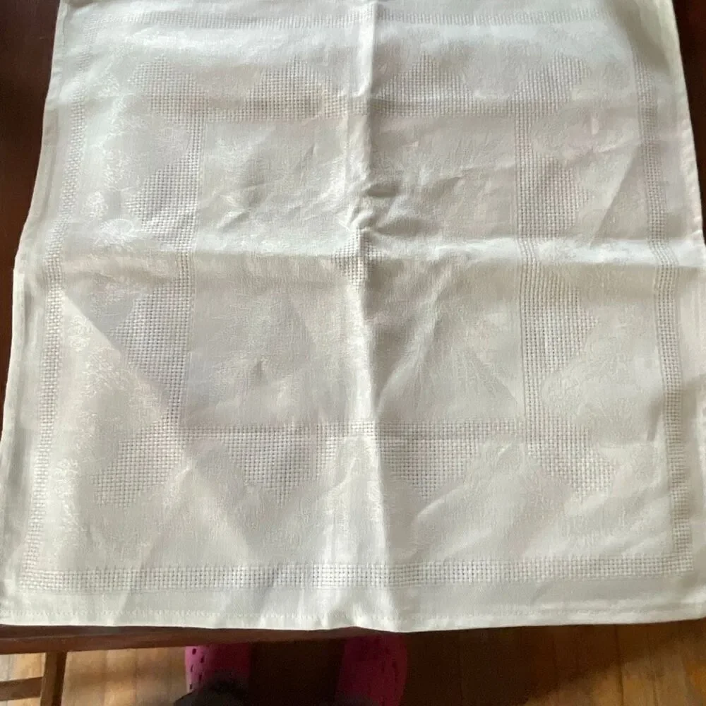 Lot of 12 new linen cotton Russian napkins 17.5” square Gavrilov-Yam Linen